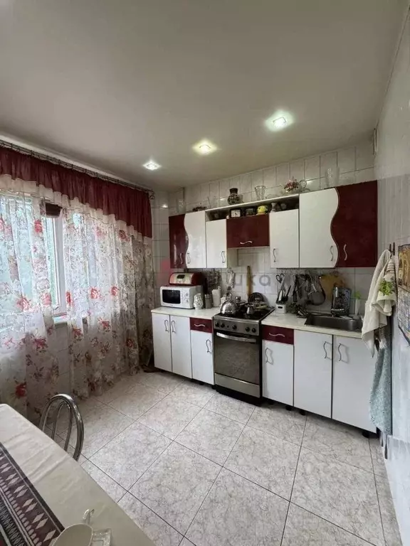 3-к кв. Белгородская область, Белгород ул. Конева, 3 (71.1 м) - Фото 1