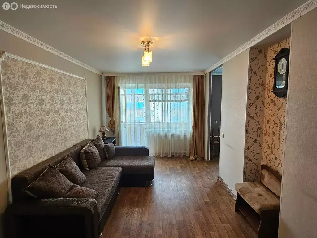 2-комнатная квартира: Альметьевск, улица Белоглазова, 131 (42.1 м) - Фото 1