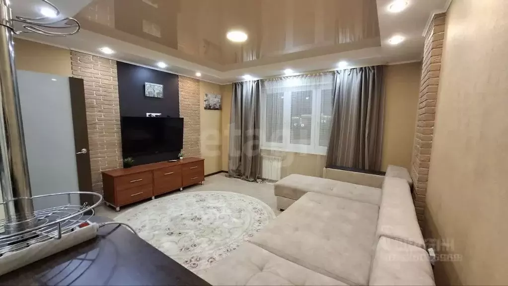 2-к кв. Ханты-Мансийский АО, Сургут ул. Иосифа Каролинского, 10 (57.0 ... - Фото 2