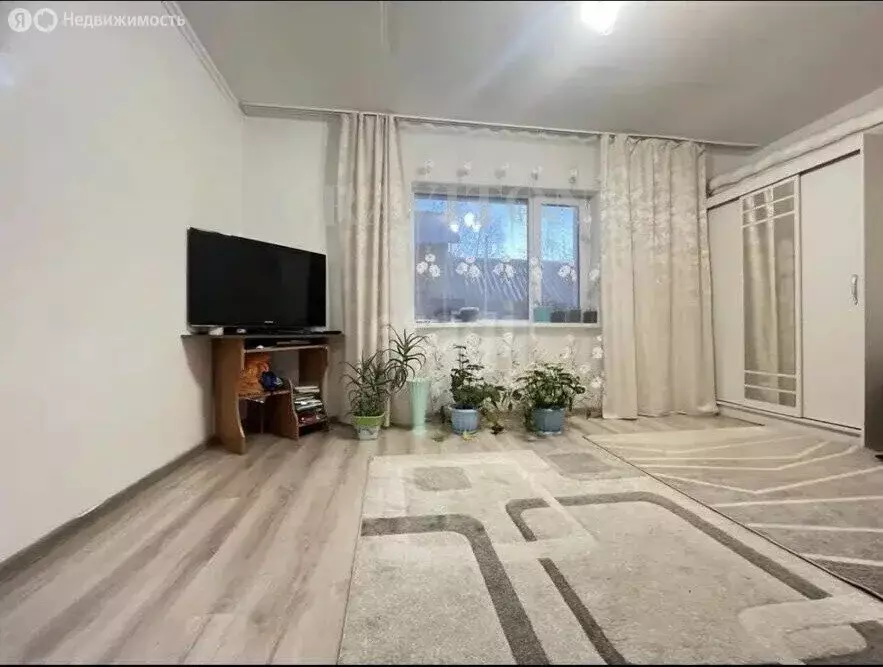 Дом в Горно-Алтайск, улица Сазона Суразакова (56 м) - Фото 1