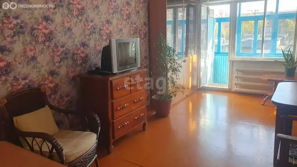 2-комнатная квартира: Бийск, Ударная улица, 90/1 (52.6 м) - Фото 0