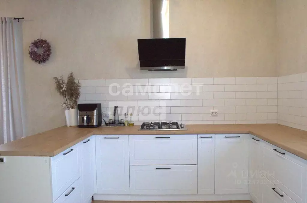 Дом в Калининградская область, Гурьевский муниципальный округ, пос. ... - Фото 1