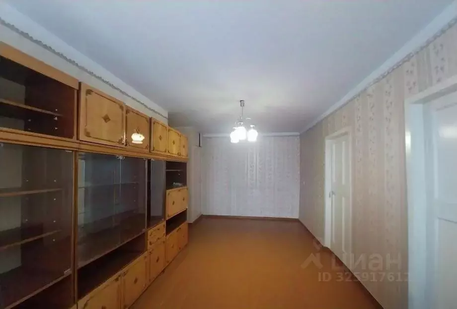 4-к кв. Пермский край, Александровск Яйва пгт, Заводская ул., 28 (61.5 ... - Фото 1