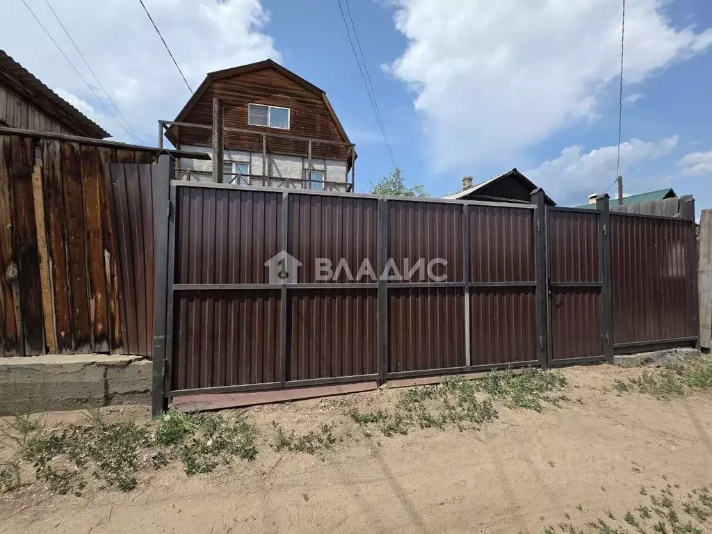 Дом в Бурятия, Улан-Удэ Батарейка мкр, ул. Дальняя (145 м) - Фото 0