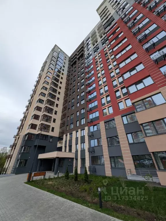 2-к кв. Удмуртия, Ижевск Парковая ул., 5А (45.3 м) - Фото 0