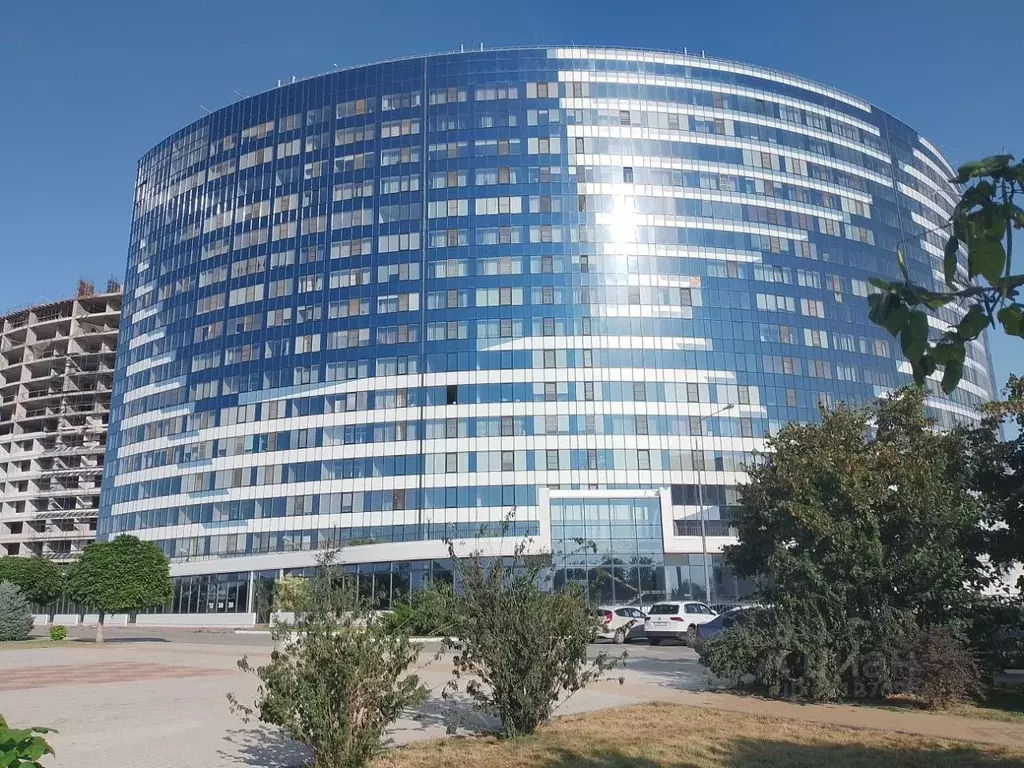 3-к кв. Астраханская область, Астрахань ул. Бабефа, 6Вк3 (128.1 м) - Фото 0