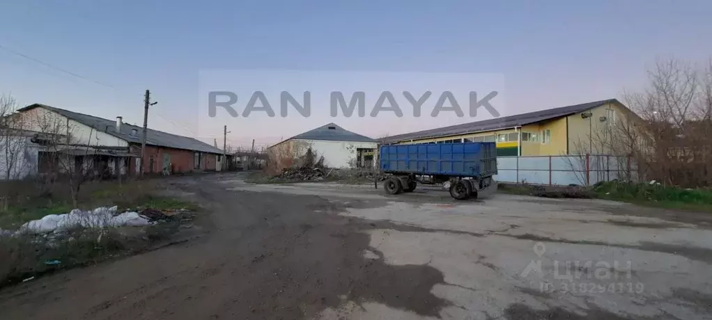Помещение свободного назначения в Адыгея, Майкоп ул. Шовгенова, 293А ... - Фото 0