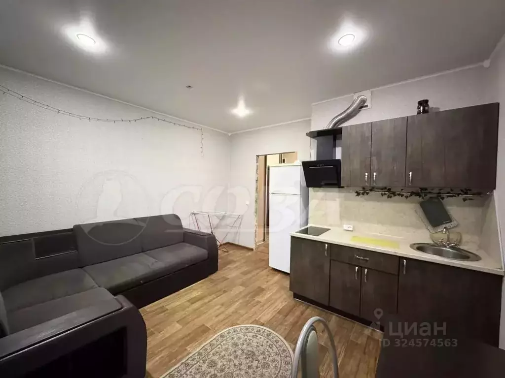 Студия Тюменская область, Тюмень ул. Верхнетарманская, 1 (24.0 м) - Фото 2