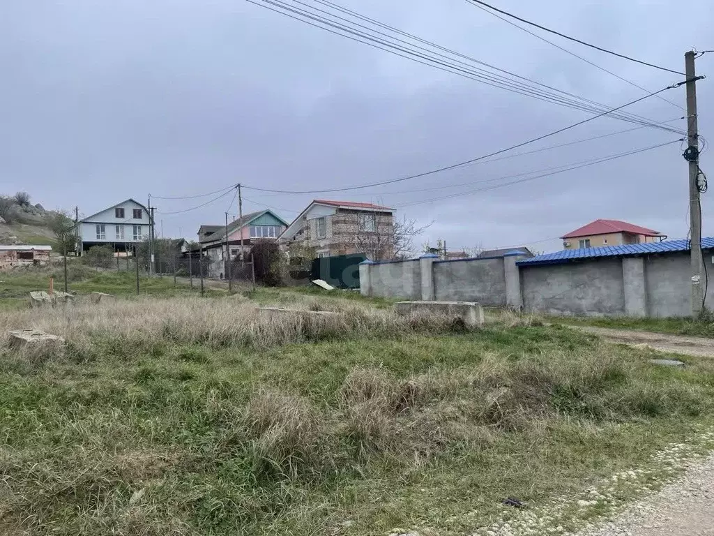 Участок в Крым, Ленинский район, Щелкино городское поселение, ... - Фото 1