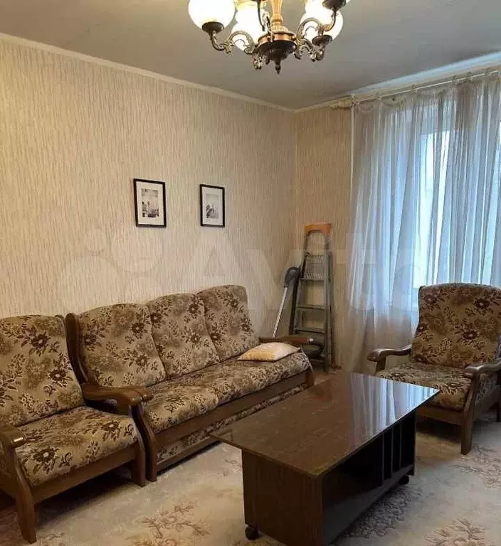 1-к. квартира, 37 м, 9/12 эт. - Фото 1