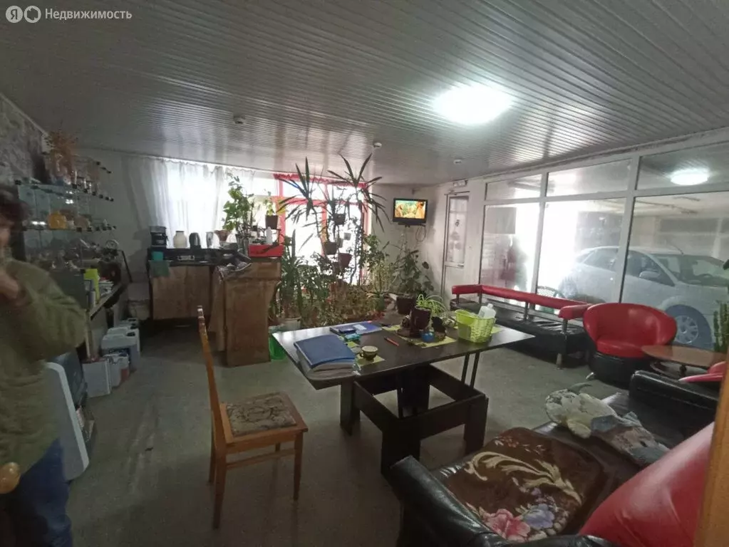 Помещение свободного назначения (260 м) - Фото 1