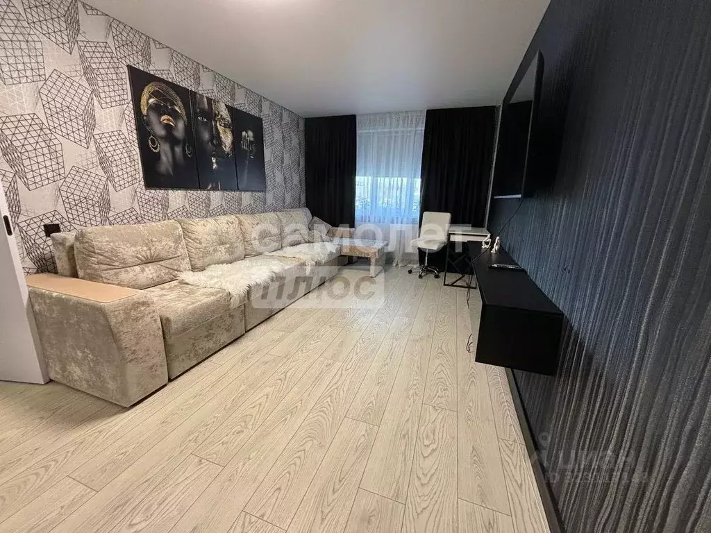 1-к кв. Оренбургская область, Оренбург ул. Автомобилистов, 15 (43.0 м) - Фото 1