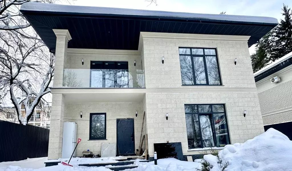 Коттедж в Московская область, Одинцовский городской округ, с. ... - Фото 1