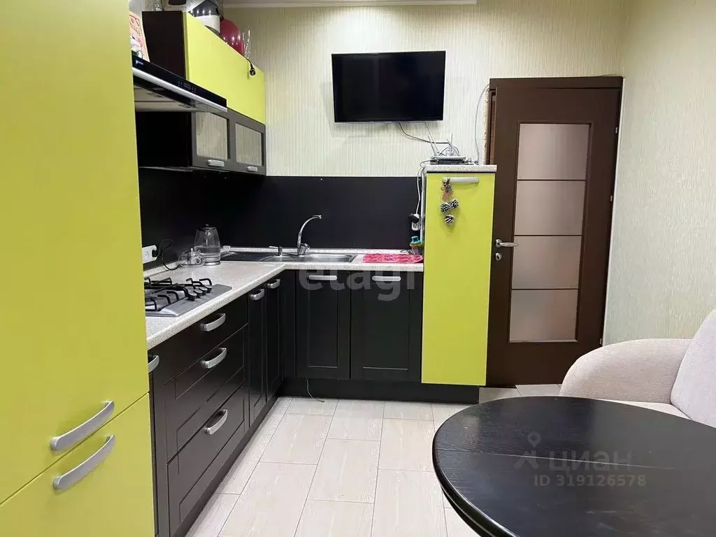 1-к кв. Ямало-Ненецкий АО, Новый Уренгой Юбилейный мкр, 4/2А (46.6 м) - Фото 0