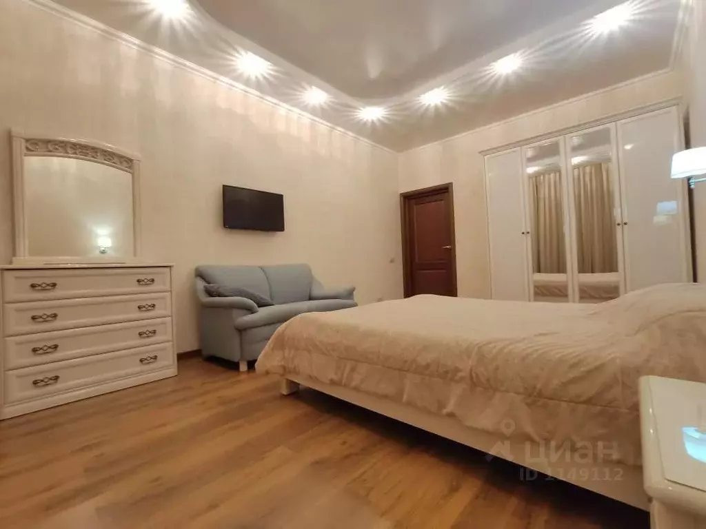 3-к кв. Татарстан, Казань ул. Ульянова-Ленина, 19 (100.0 м) - Фото 1