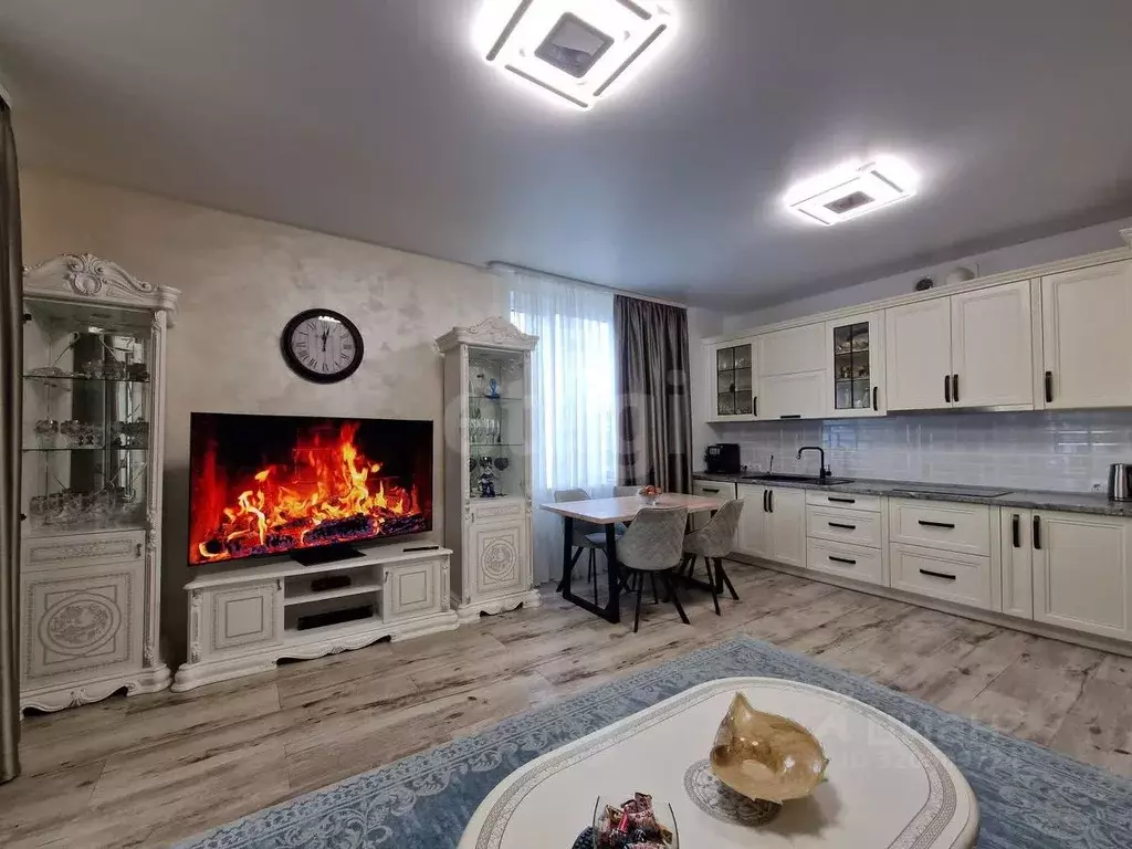 Дом в Калининградская область, Гурьевский муниципальный округ, пос. ... - Фото 1