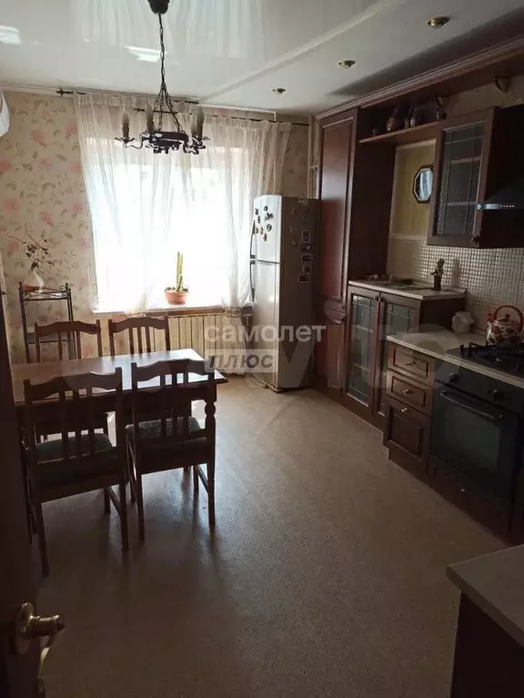 2-к. квартира, 71 м, 8/10 эт. - Фото 1