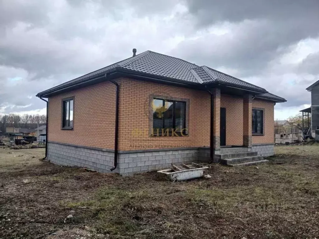 Дом в Белгородская область, Белгородский район, Беловское с/пос, с. ... - Фото 1