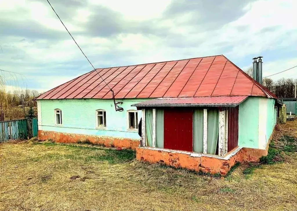 Дом в Липецкая область, Задонский район, Гнилушинский сельсовет, с. ... - Фото 0