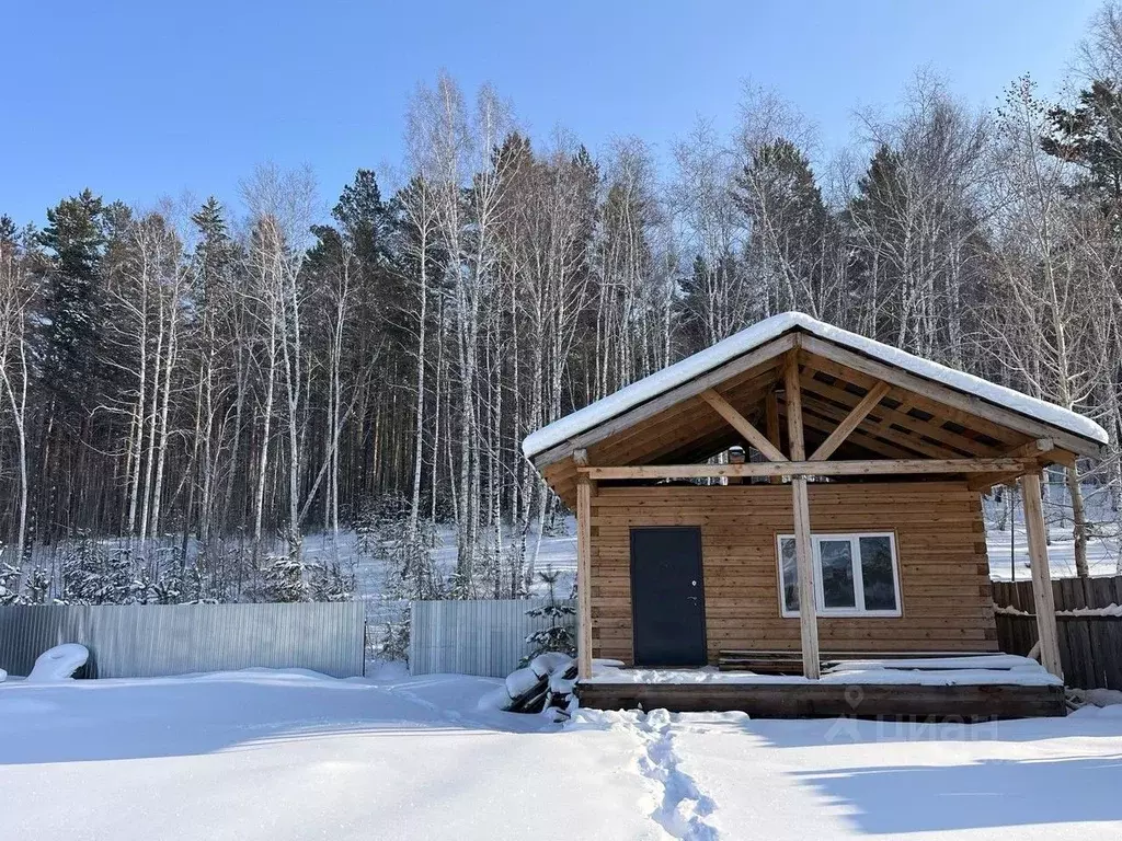 Дом в Иркутская область, Иркутский муниципальный округ, д. Карлук, ... - Фото 1