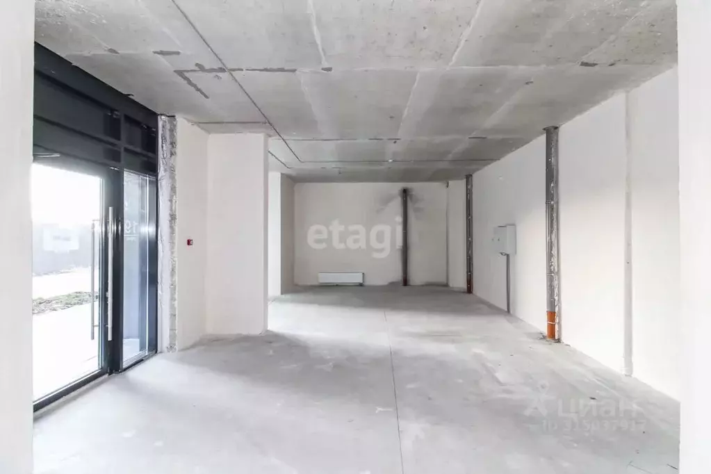 Помещение свободного назначения в Тюменская область, Тюмень ул. ... - Фото 1