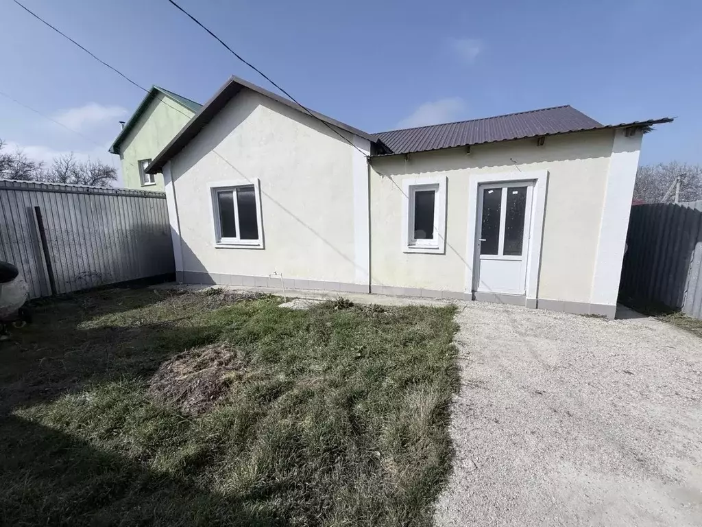 Дом в Крым, Симферополь ул. 18-я Коллективных Садов (75 м) - Фото 1