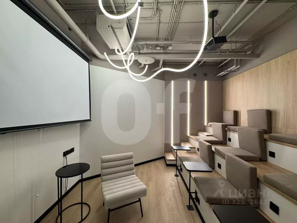 Офис в Москва Новослободская ул., 16 (821 м) - Фото 1