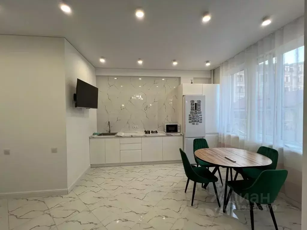 1-к кв. Дагестан, Избербаш ул. Азизова, 5Б (40.0 м) - Фото 0