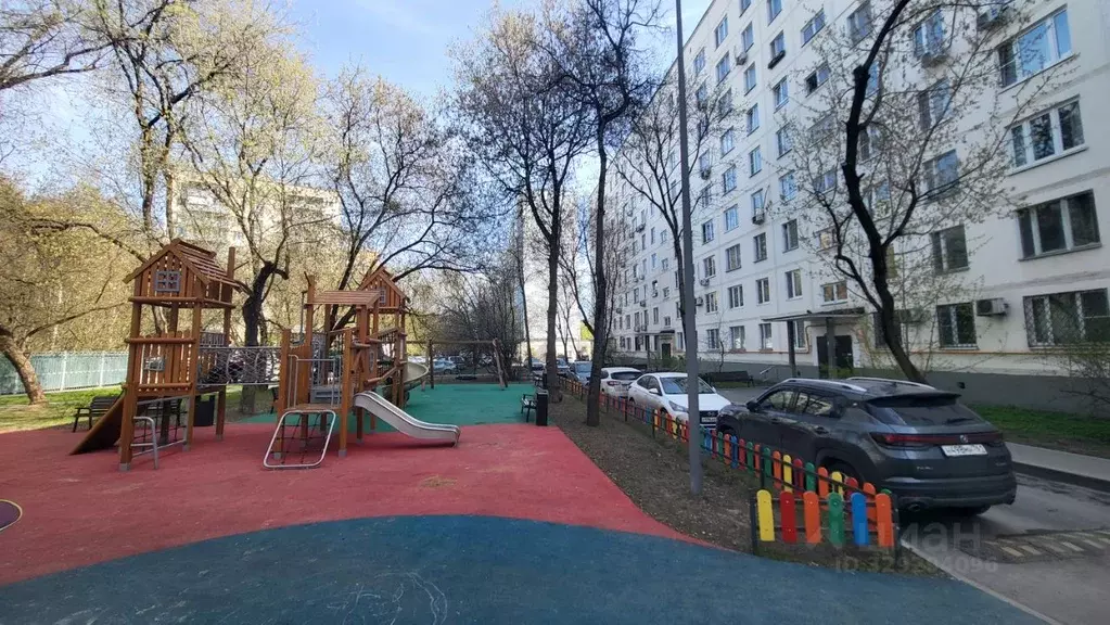 3-к кв. Москва ул. Мневники, 12 (58.0 м) - Фото 2