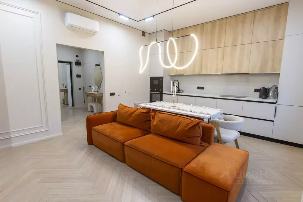 2-к кв. Санкт-Петербург просп. Обуховской обороны, 70к4 (81.2 м) - Фото 1