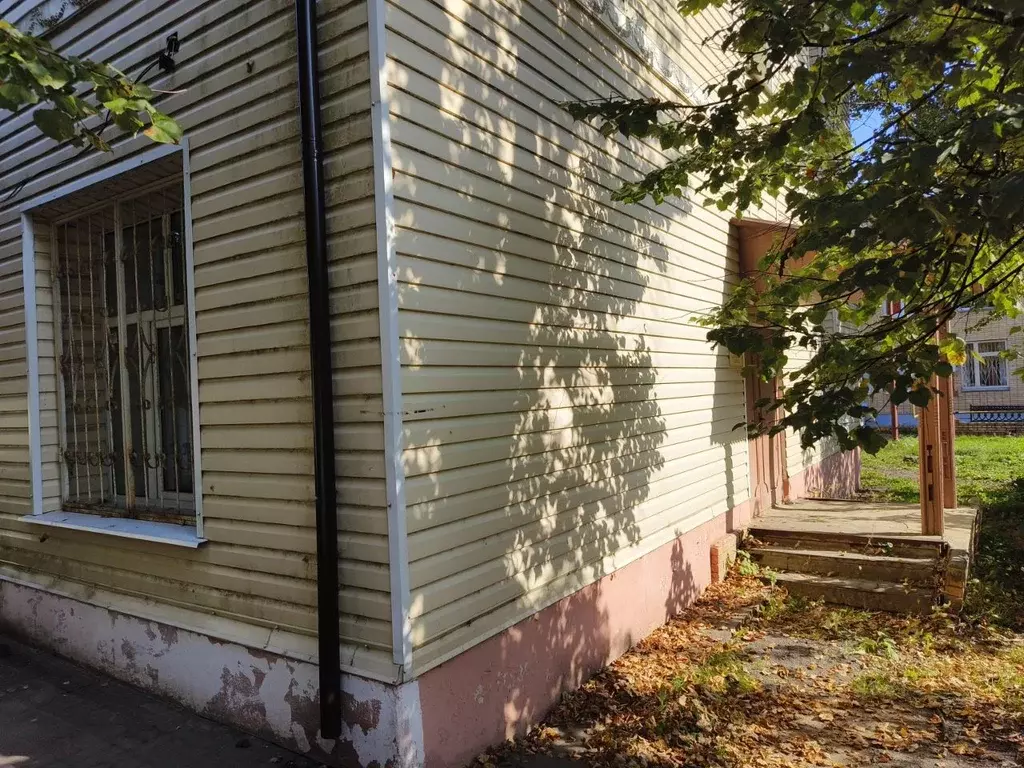 Помещение свободного назначения в Калужская область, Юхнов ул. Ленина, ... - Фото 1