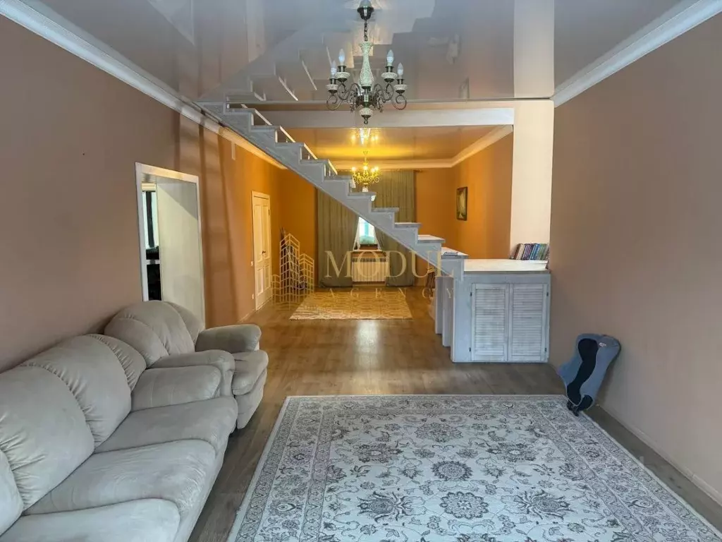 Дом в Татарстан, Казань ул. Вениамина Григорьева, 11 (220 м) - Фото 2