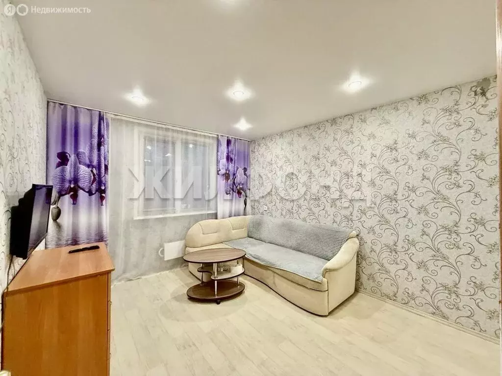 1-комнатная квартира: Тольятти, Революционная улица, 56 (32 м) - Фото 2