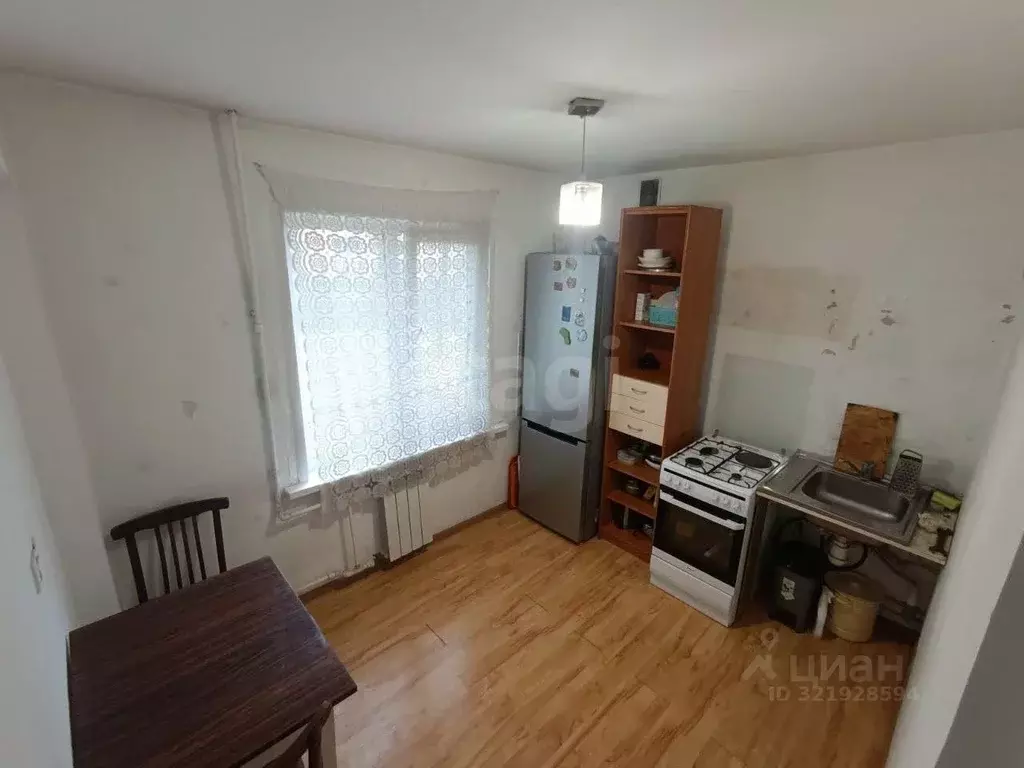 3-к кв. Бурятия, Улан-Удэ ул. Жердева, 124 (64.0 м) - Фото 0