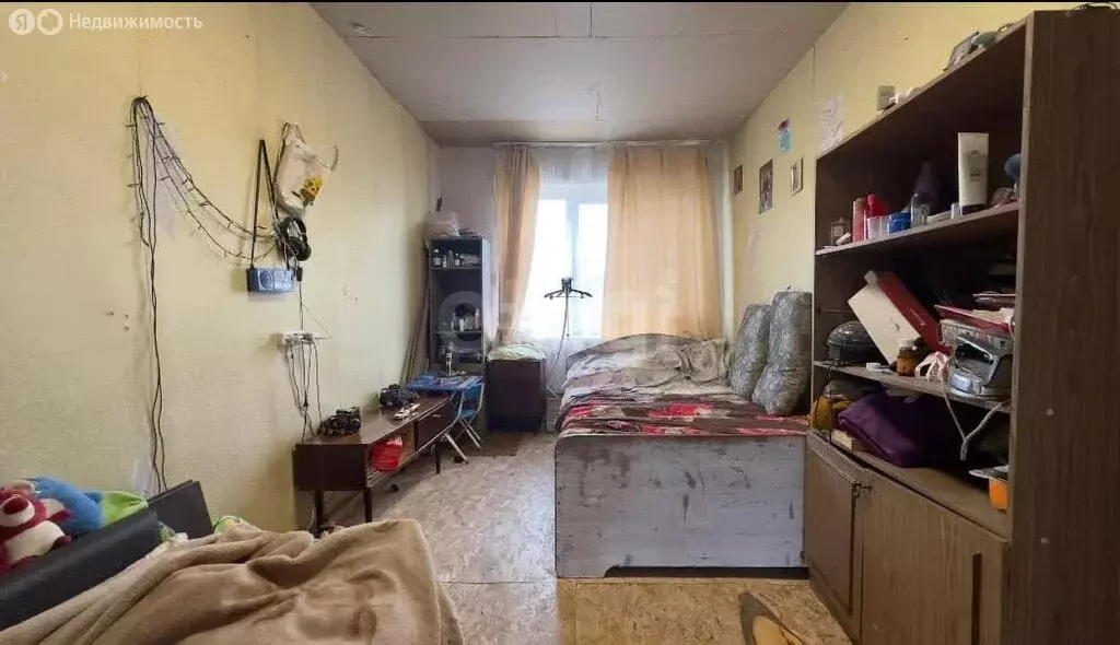 2-комнатная квартира: Байкалово, улица Мальгина, 147 (40 м) - Фото 1