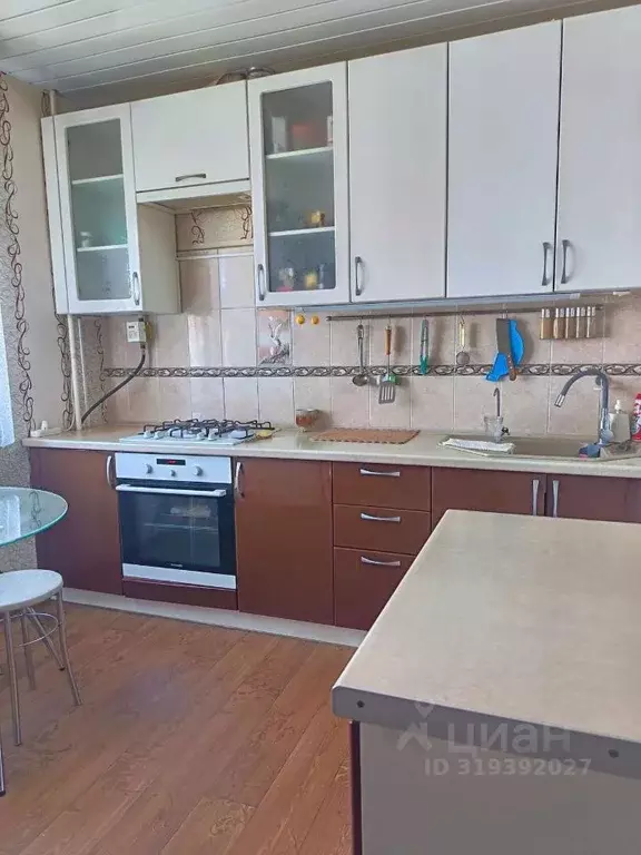 3-к кв. Курская область, Курск просп. Хрущева, 29 (73.4 м) - Фото 0