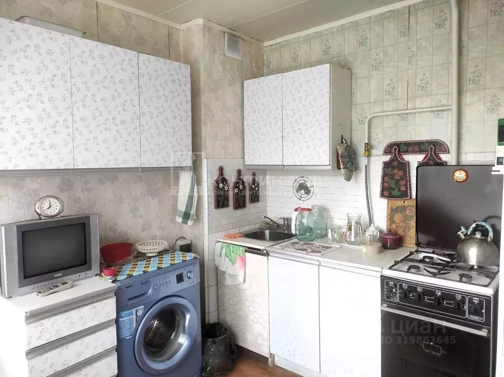2-к кв. Владимирская область, Радужный 1-й кв-л, 10 (47.5 м) - Фото 0