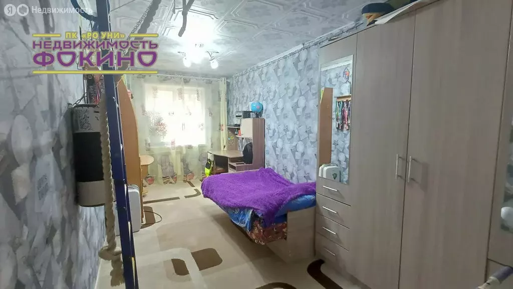 3-комнатная квартира: Фокино, улица Усатого, 16 (56.9 м) - Фото 0