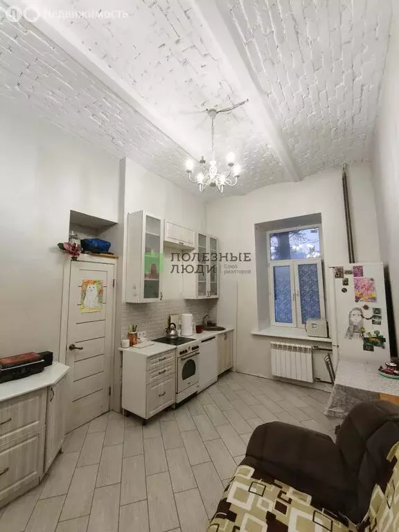 4-комнатная квартира: Красноярск, улица Малиновского, 6 (96 м) - Фото 1