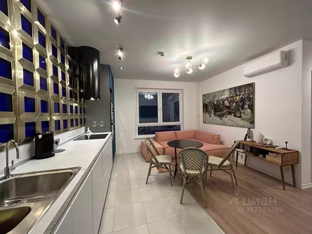 3-к кв. Москва ул. Сокольнический Вал, 1 (52.0 м) - Фото 1