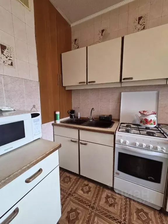 3-к кв. Белгородская область, Белгород ул. Губкина, 31 (59.7 м) - Фото 2