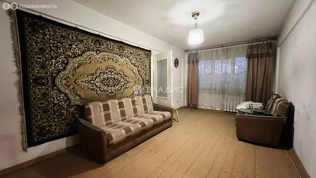 3-комнатная квартира: Улан-Удэ, улица Бабушкина, 27 (56 м) - Фото 1