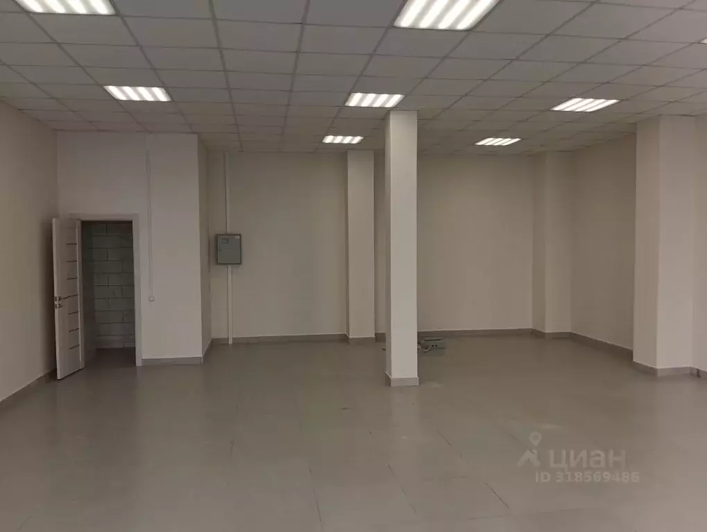 Помещение свободного назначения в Рязанская область, Рязань Славянский ... - Фото 1