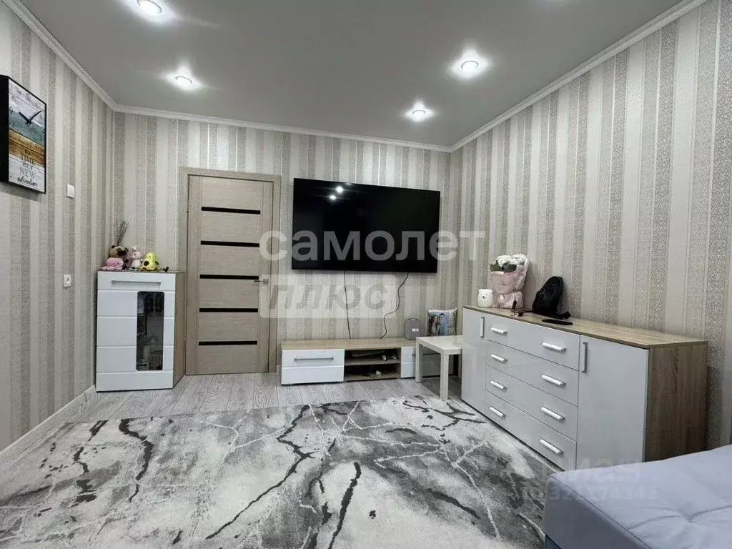 1-к кв. Белгородская область, Старый Оскол Королева мкр,  (39.3 м) - Фото 1