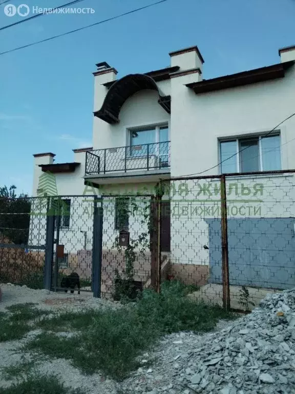 Дом в Энгельс, Шелковичная улица, 35 (212.6 м) - Фото 1