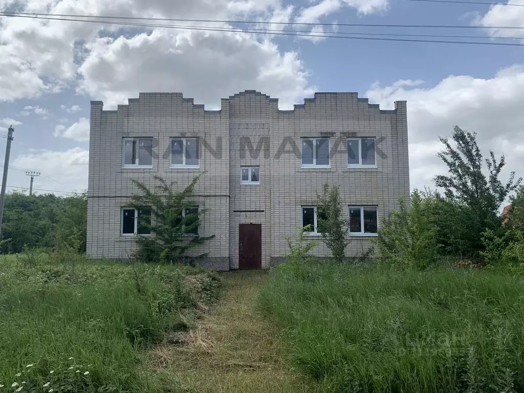 Дом в Адыгея, Майкоп Российская ул., 17 (260 м) - Фото 0