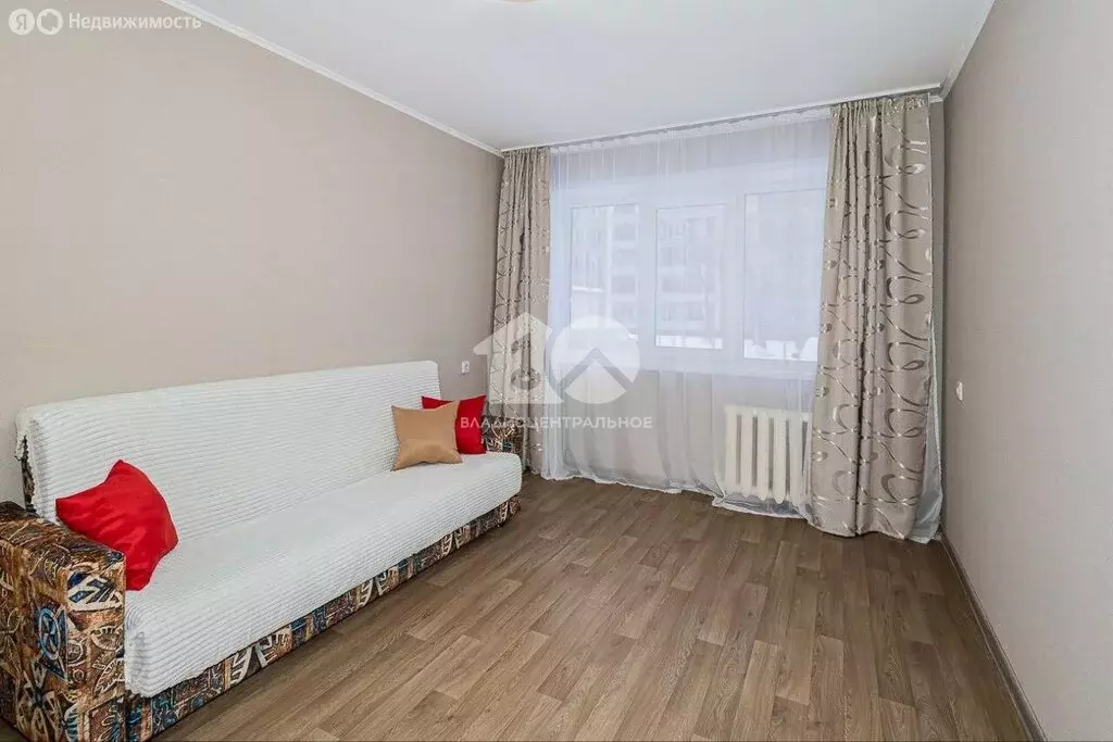 3-комнатная квартира: Новосибирск, улица Бориса Богаткова, 200 (61.7 ... - Фото 1