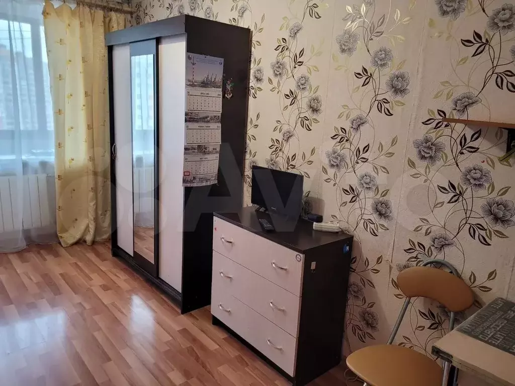 Комната 13 м в 6-к., 13/16 эт. - Фото 0