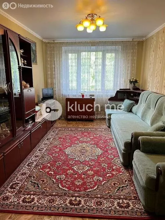 3-комнатная квартира: Казань, улица Адоратского, 60 (66 м) - Фото 1