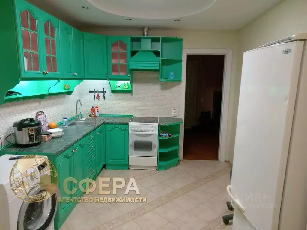 3-к кв. Белгородская область, Старый Оскол Дубрава мкр, 2 кв-л, 1 ... - Фото 2